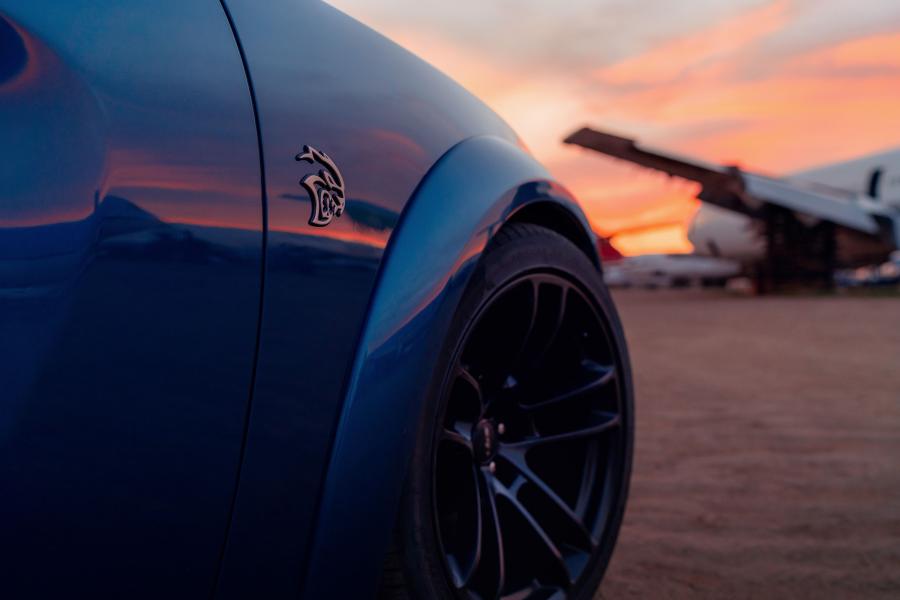 Детали экстерьера Dodge Charger SRT Hellcat Widebody 2019 года  (фото 26 из 93)